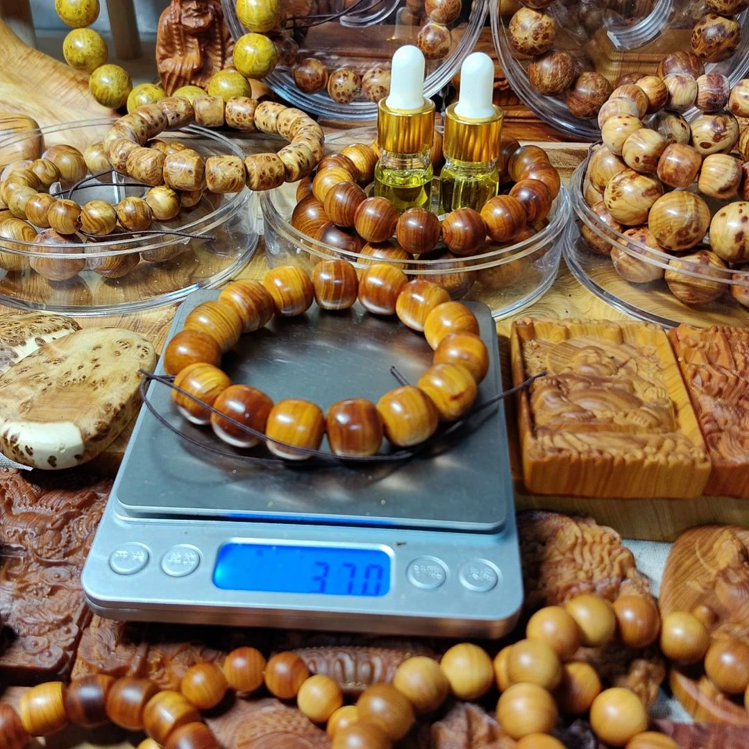 江太行崖柏手工艺品