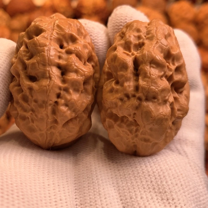 文玩核桃吊坠秋*47哦哦