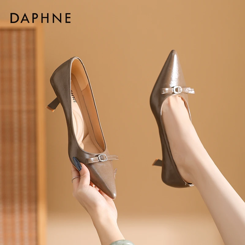 达芙妮2025新款法式气质单鞋女细跟高跟鞋百搭ol通勤尖头鞋工作鞋