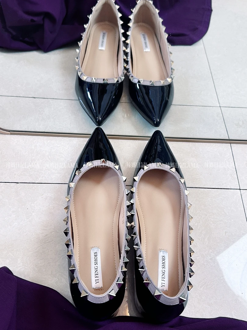 辣妈日记铆钉裸色法式尖头平底鞋女漆皮气质软底内增高5公分单鞋