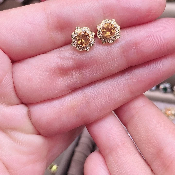 烟***，银S925镶嵌耳饰水晶