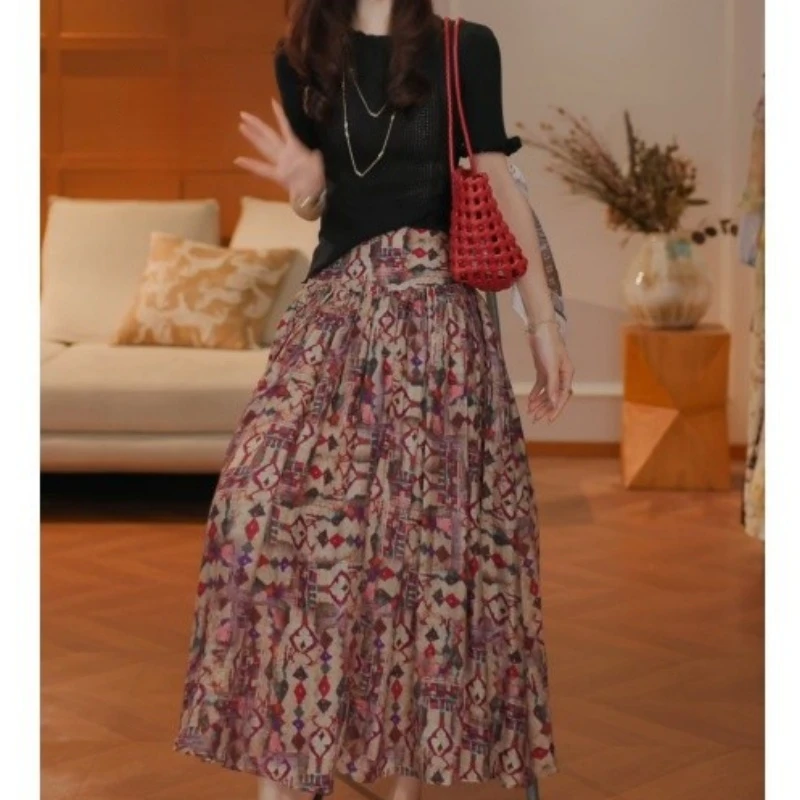 2025夏季新款设计感百搭显瘦气质半身裙LK2503705