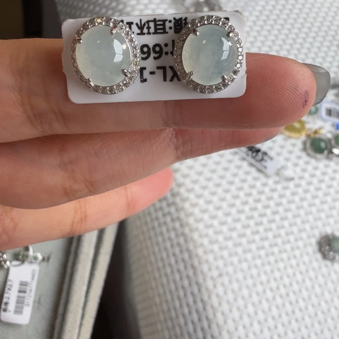 颈饰银S925镶嵌翡翠耳钉