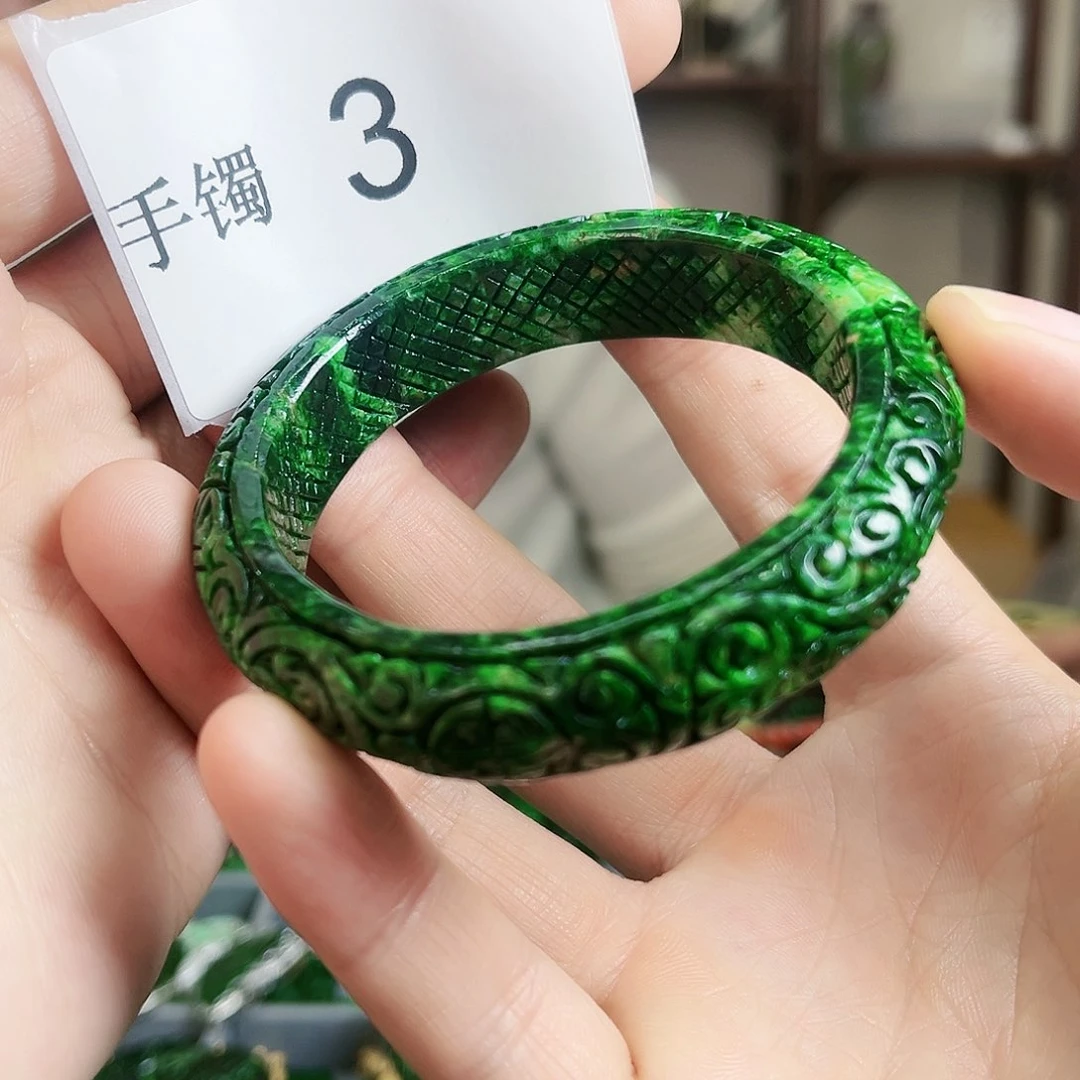 翡翠手镯未镶嵌手镯56.7
