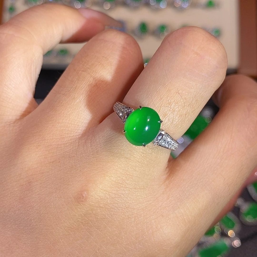 翡翠18K金镶嵌吊坠(不含链)蛋面戒指