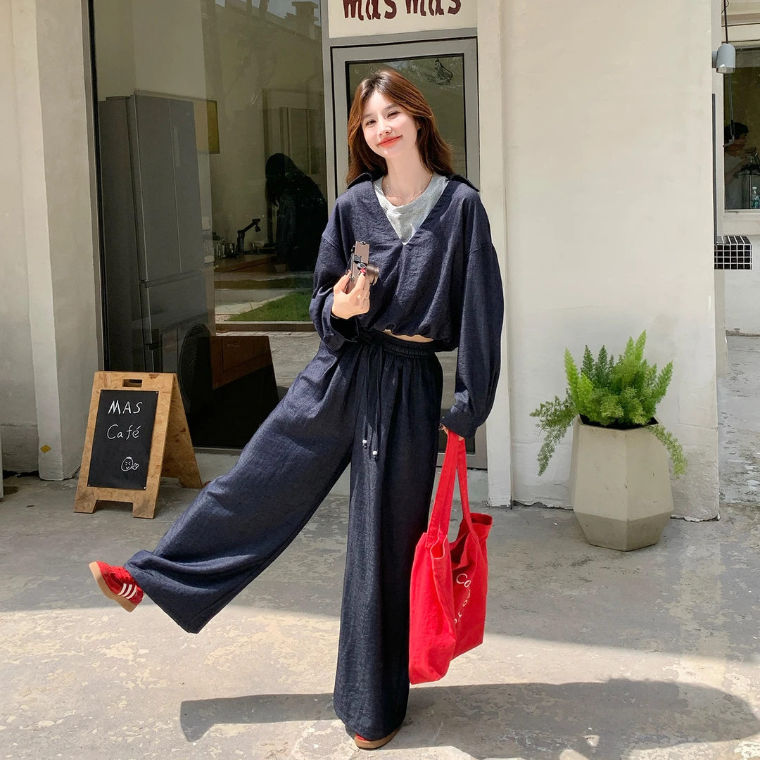 藏青色大方得体穿搭一整套女2025初秋新款设计感上衣休闲裤两件套