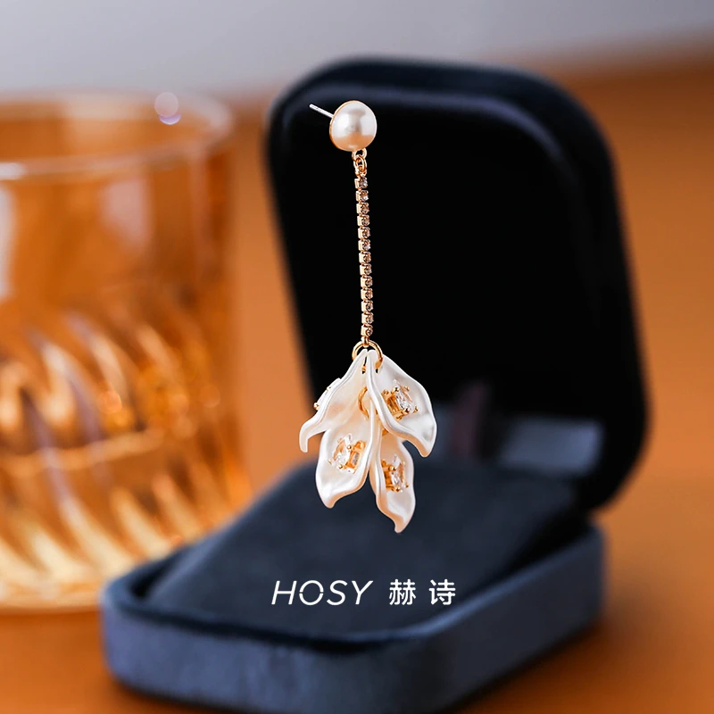 铜合金仿珍珠耳饰 手工编织花瓣珠珠流苏耳环甜美金色轻奢超仙