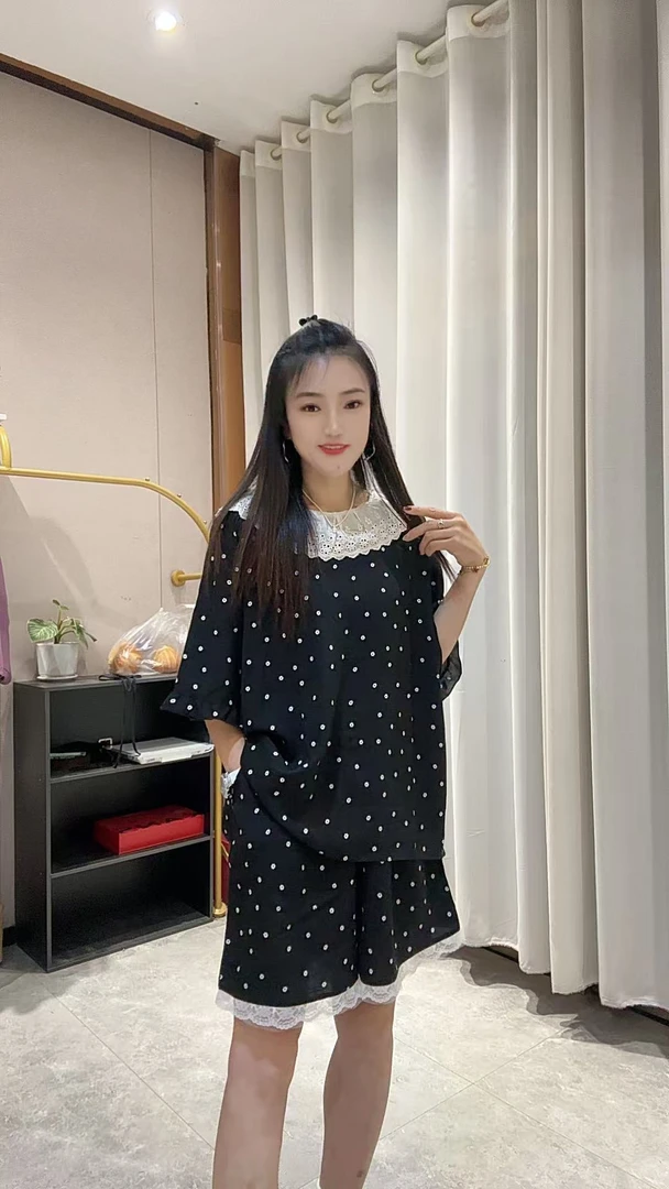 红依俏家时尚休闲舒适睡衣