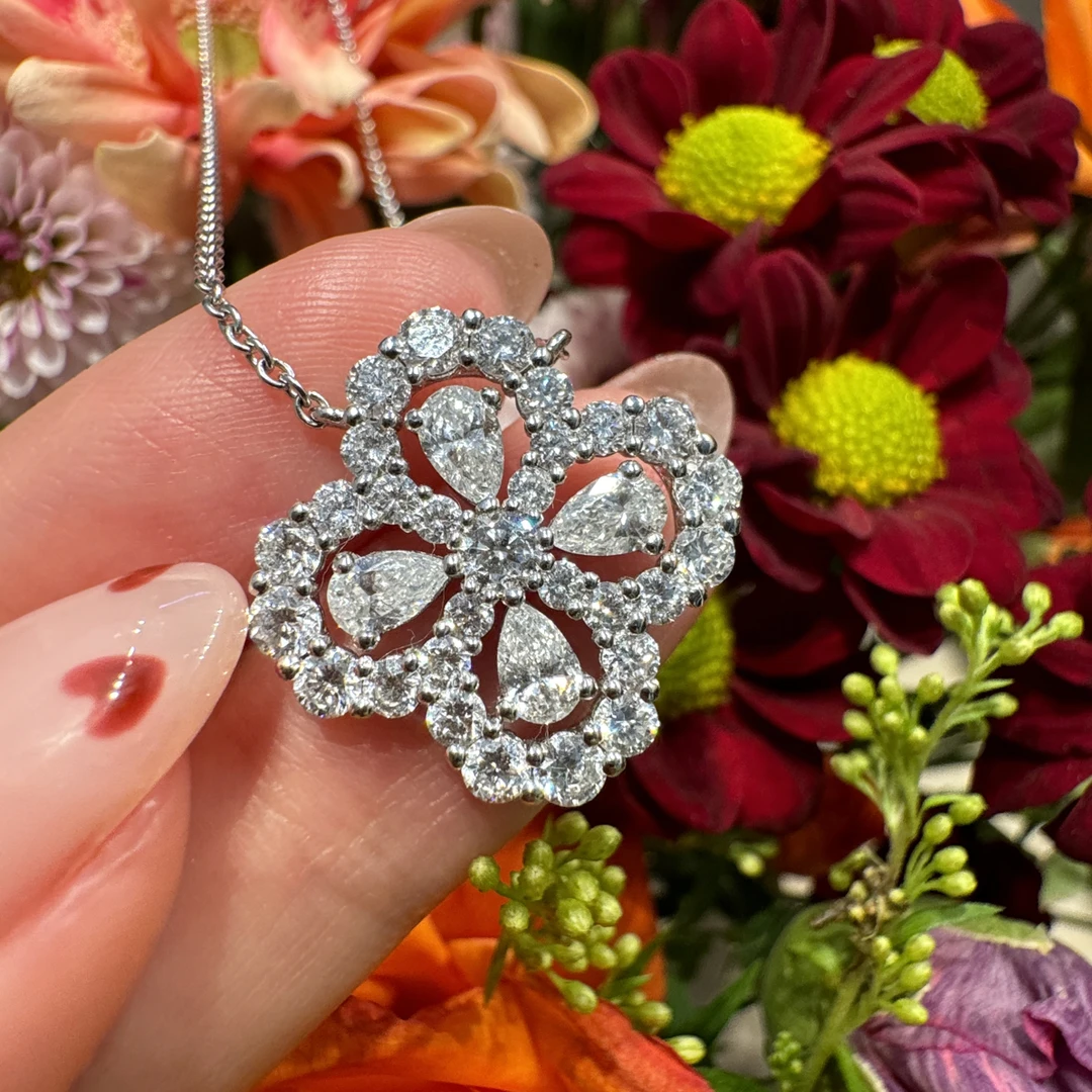 实验室培育钻石pt950铂金loop水滴四叶草钻石项链时髦经典必备款