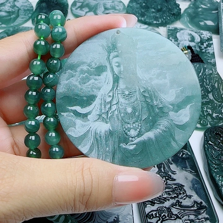 翡翠未镶嵌颈饰多样性发货天然的A货翡翠