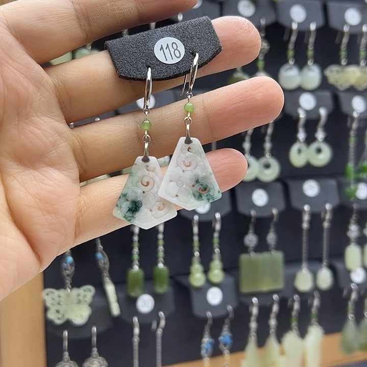 翡翠银S925镶嵌耳饰