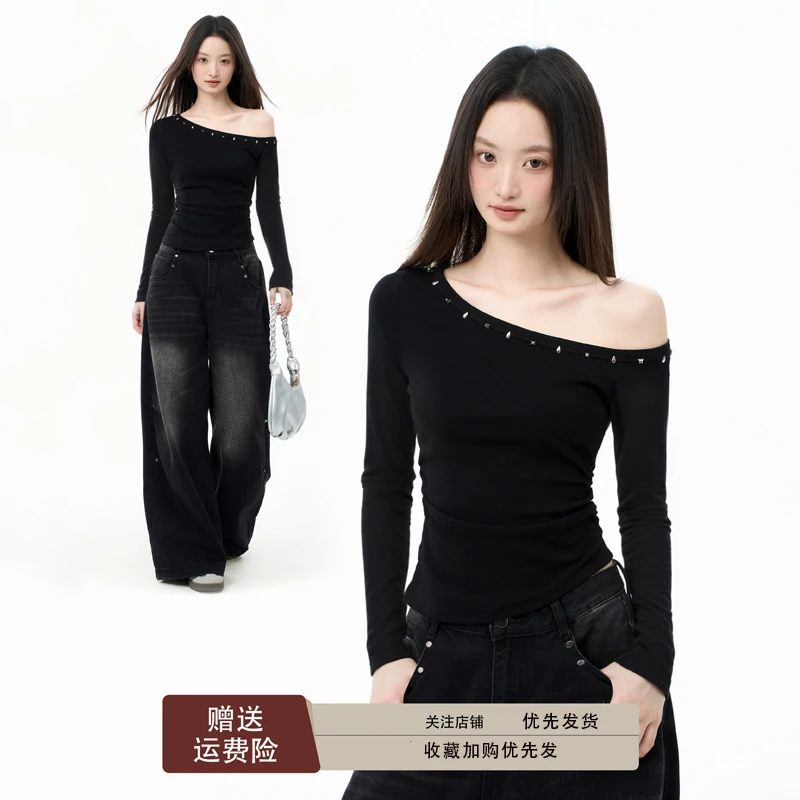 早秋黑色美式斜肩露肩长袖上衣女秋季修身设计感内搭打底辣妹t恤