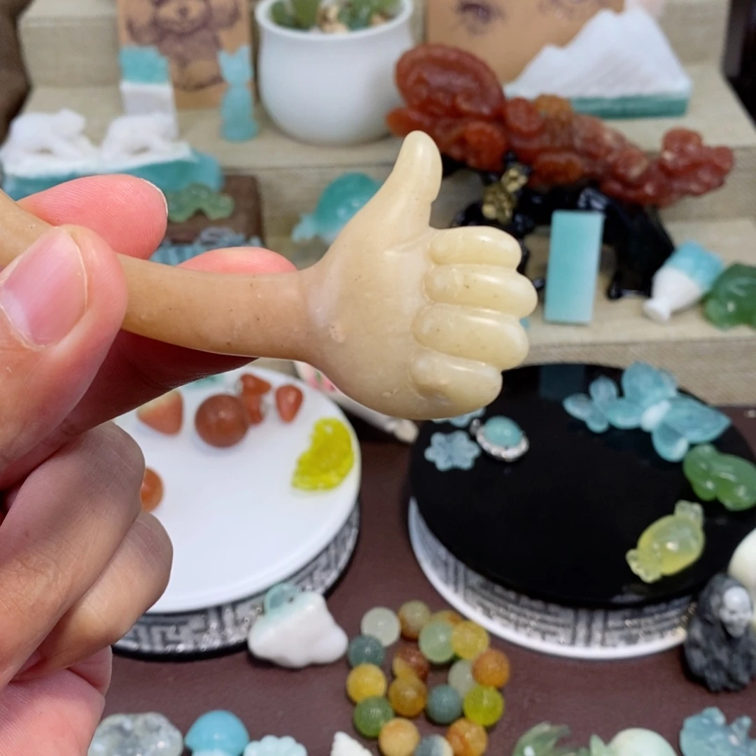 合金蛇纹石玉颈饰
