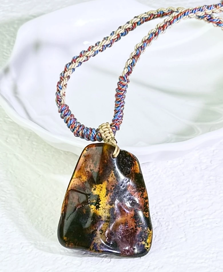 璀璨之星-红蓝珀随形吊坠（多样性发其一）