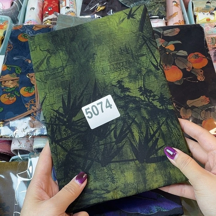 织绣香云纱A5定页仅书衣5074