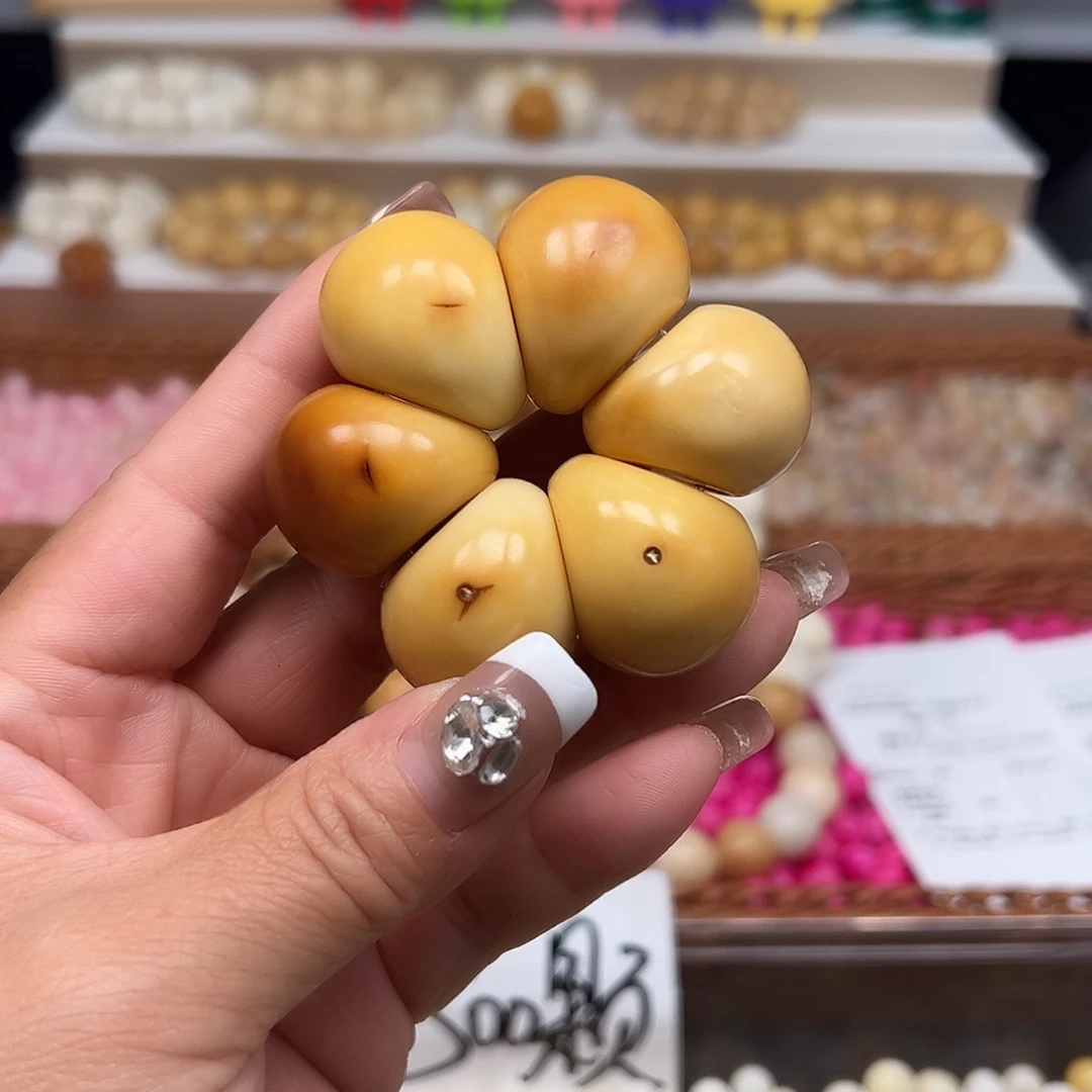 菩提根/象牙果手串瑕疵卡28炭烧蒜瓣一个表面有裂