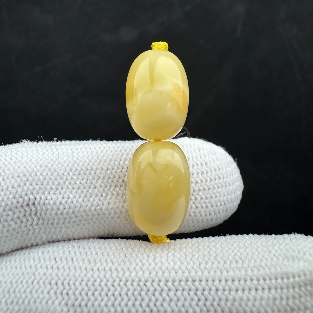 K2654天然原矿蜜蜡 对珠9.6mm支持鉴定 假一罚十
