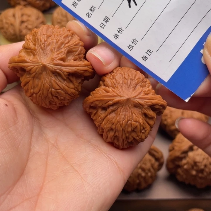 文玩核桃吊坠厚****?331号40磨盘