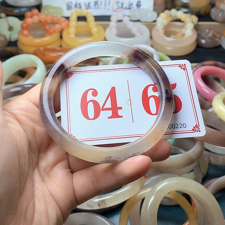 石英质玉（黄龙玉）未镶嵌手镯