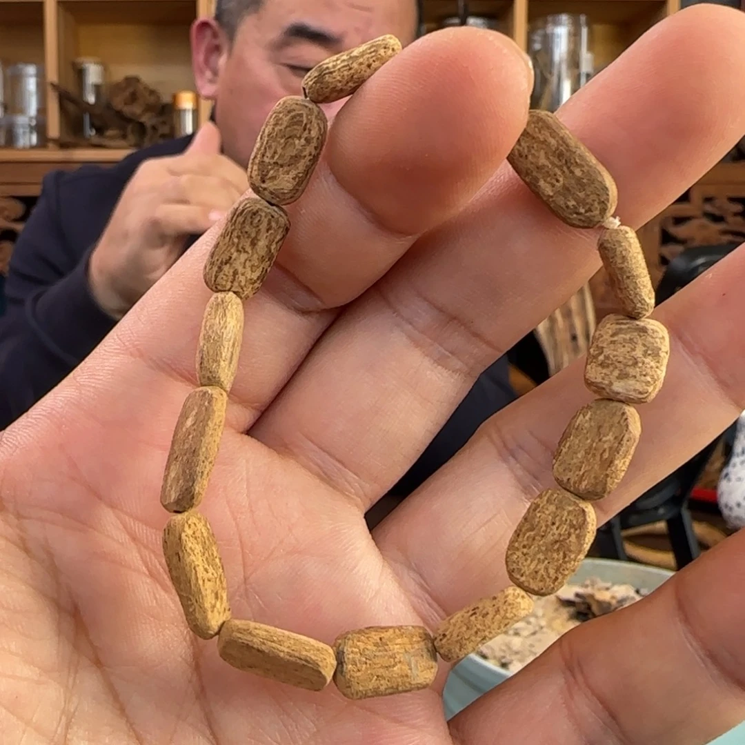 手串沉香斯里兰卡土沉皮油随型2克