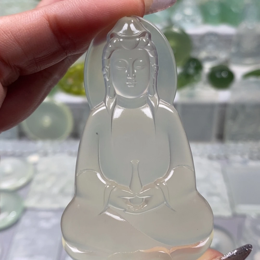 用***4蛇纹石玉未镶嵌颈饰