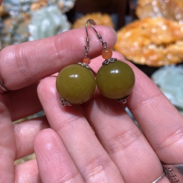 岫玉毛衣链未镶嵌