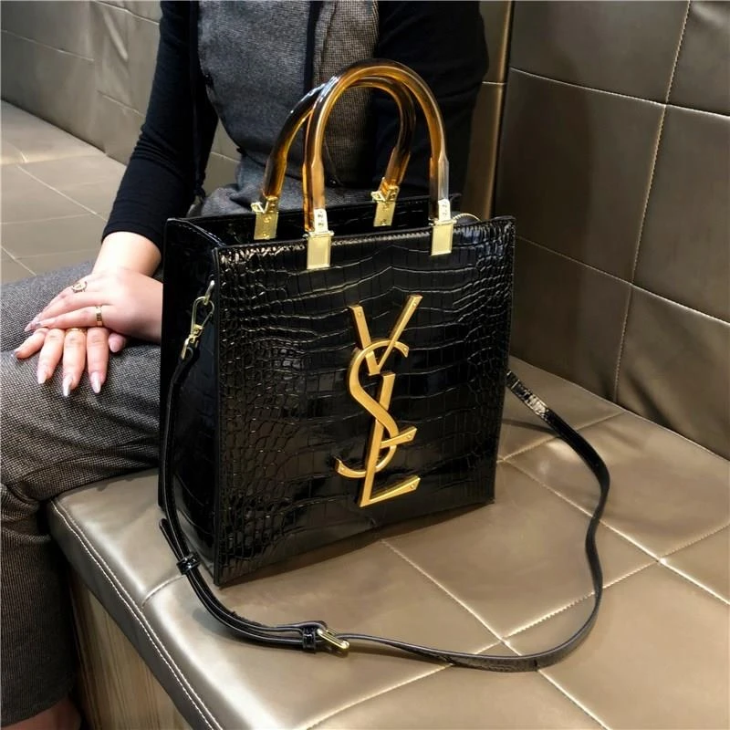 香港品牌2025新款时尚女包轻奢百搭女包大容量鳄鱼纹女士托特包包