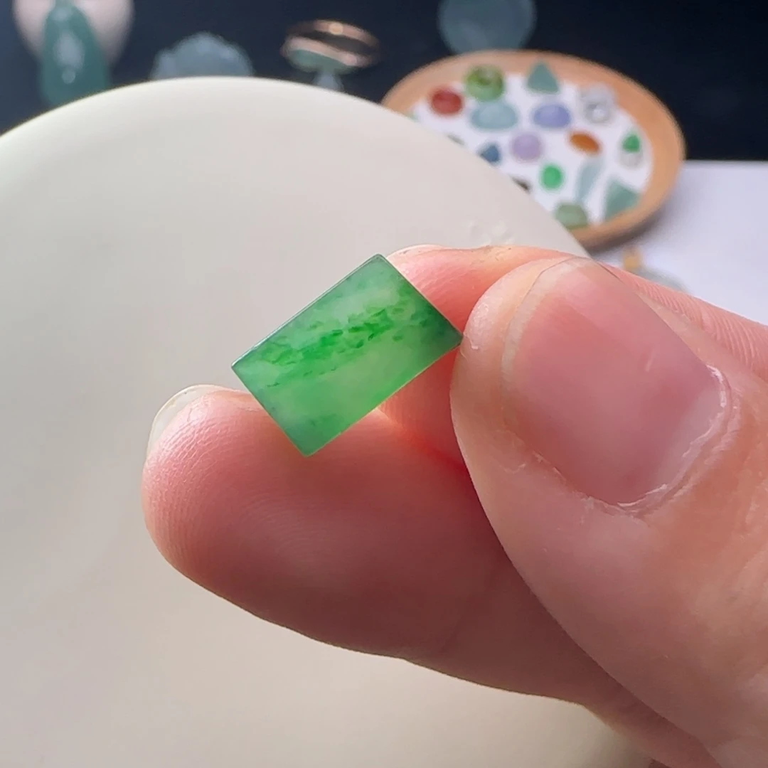 定制翡翠未镶嵌材料
