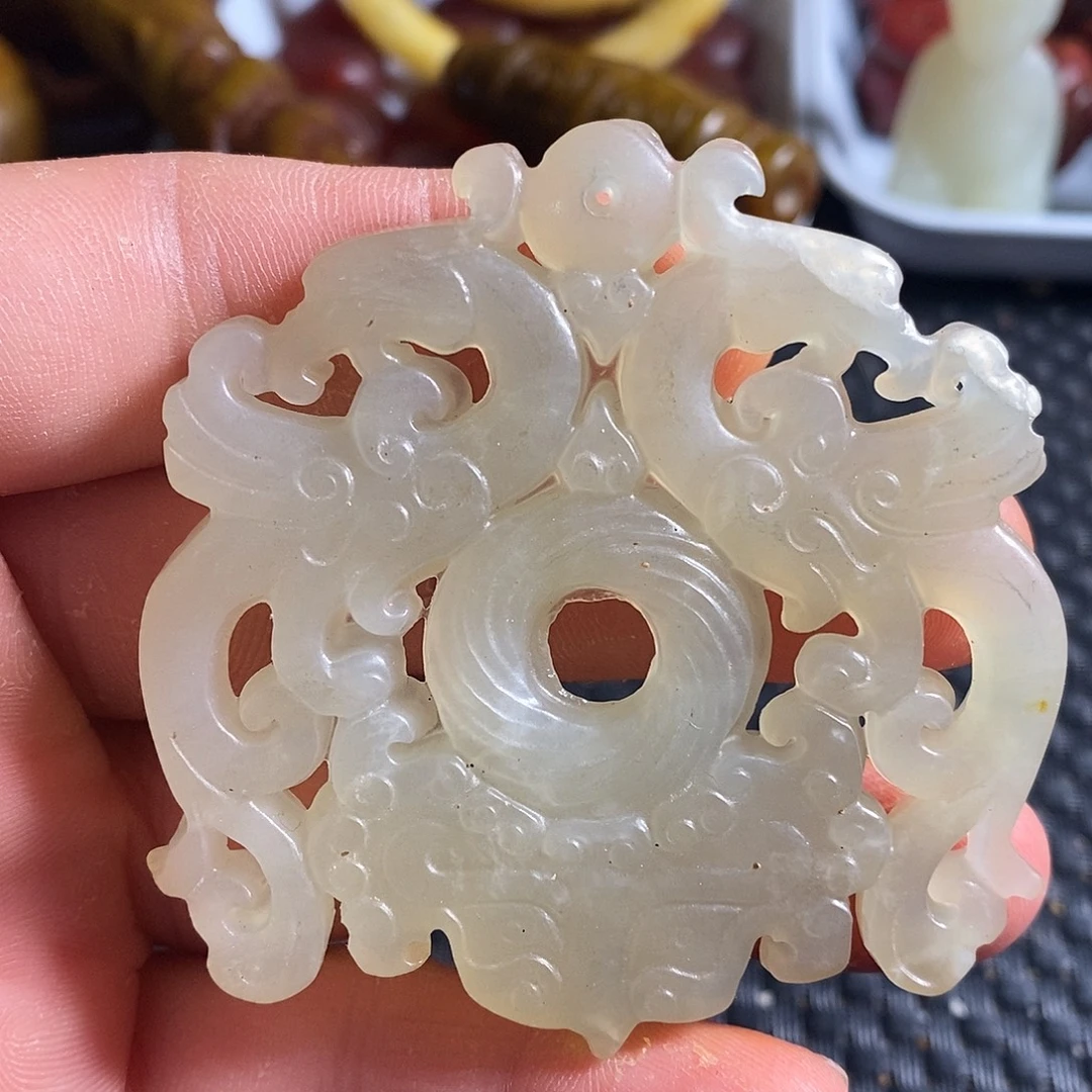 岫玉未镶嵌珠宝奇石