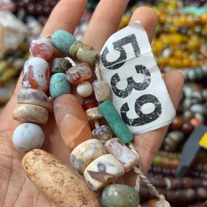 玛瑙/玉髓颈饰未镶嵌