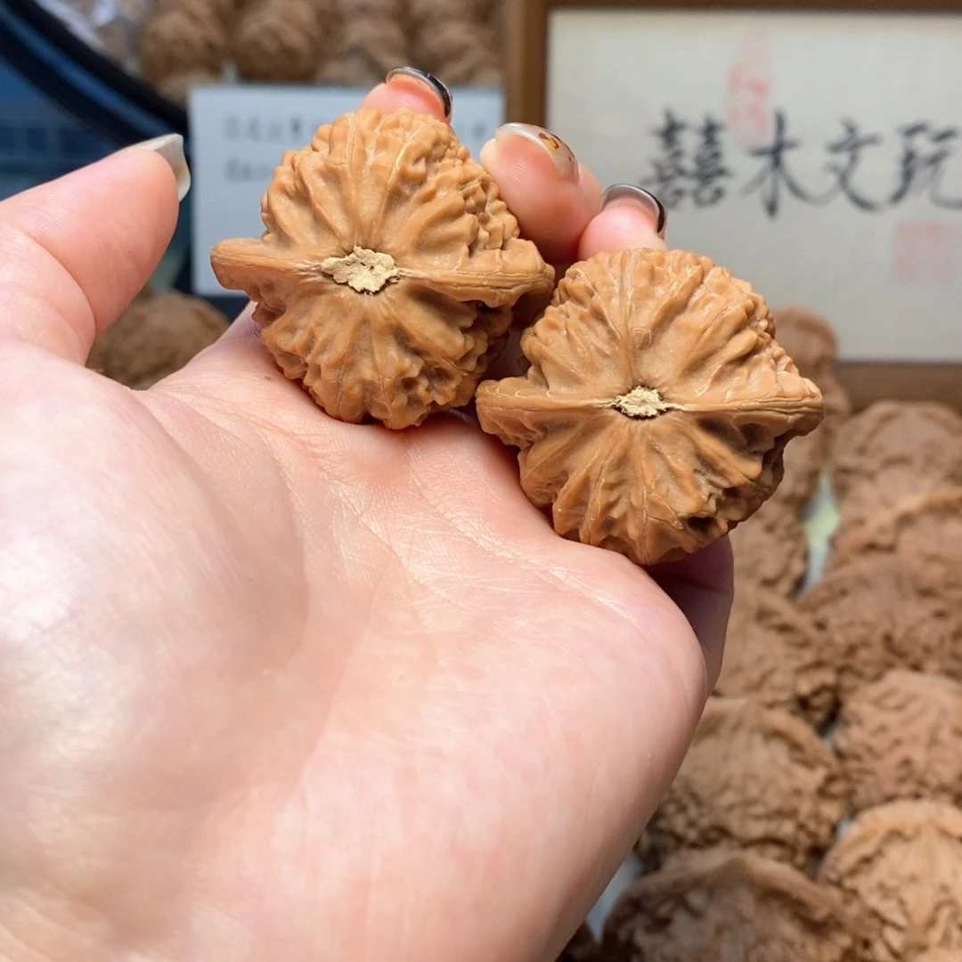老***车把件文玩核桃1111111111111