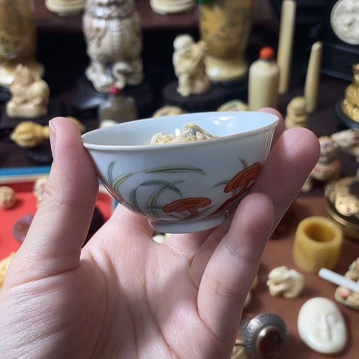 金***三瓷片精品雕刻工艺品