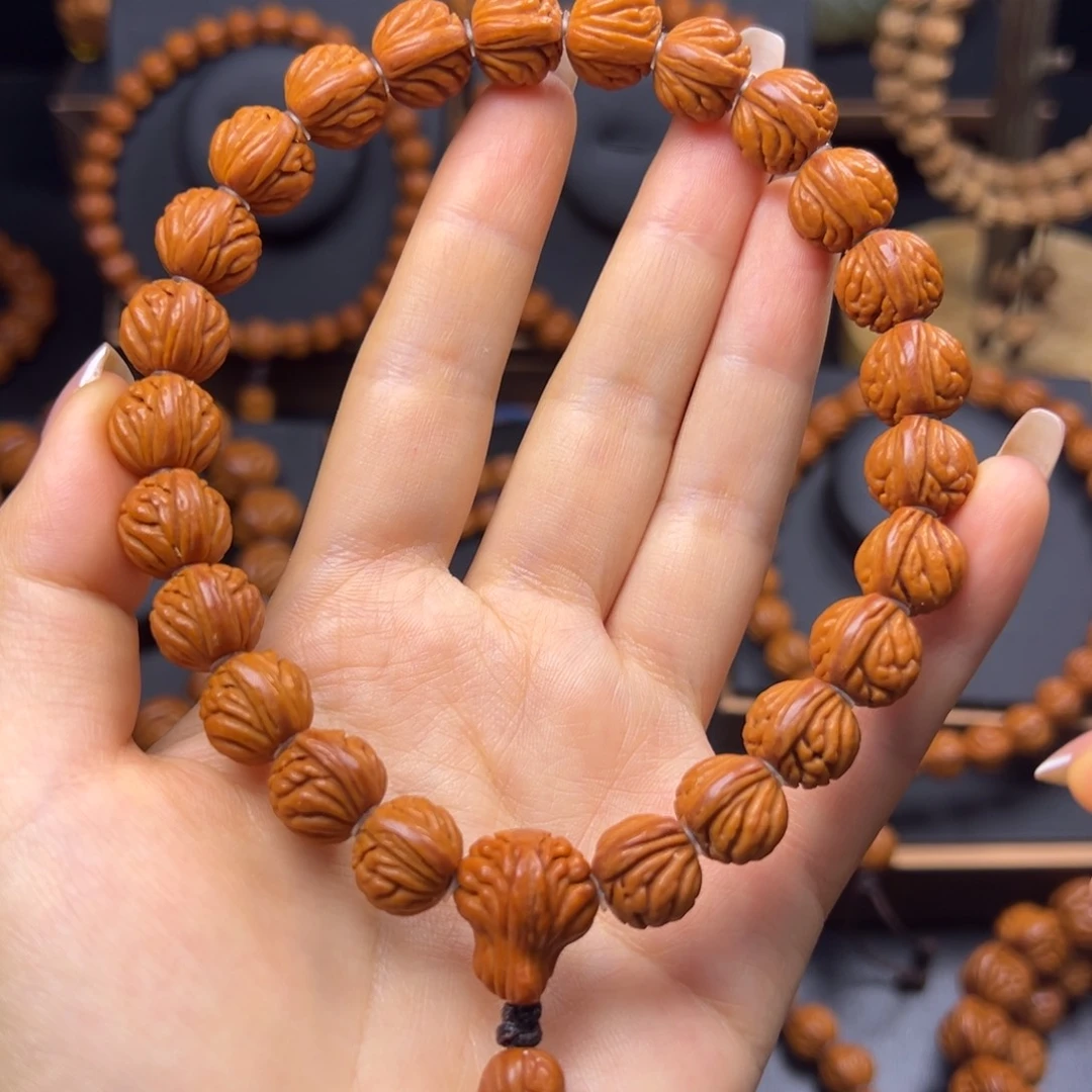 桃核手串火龙纹12手持