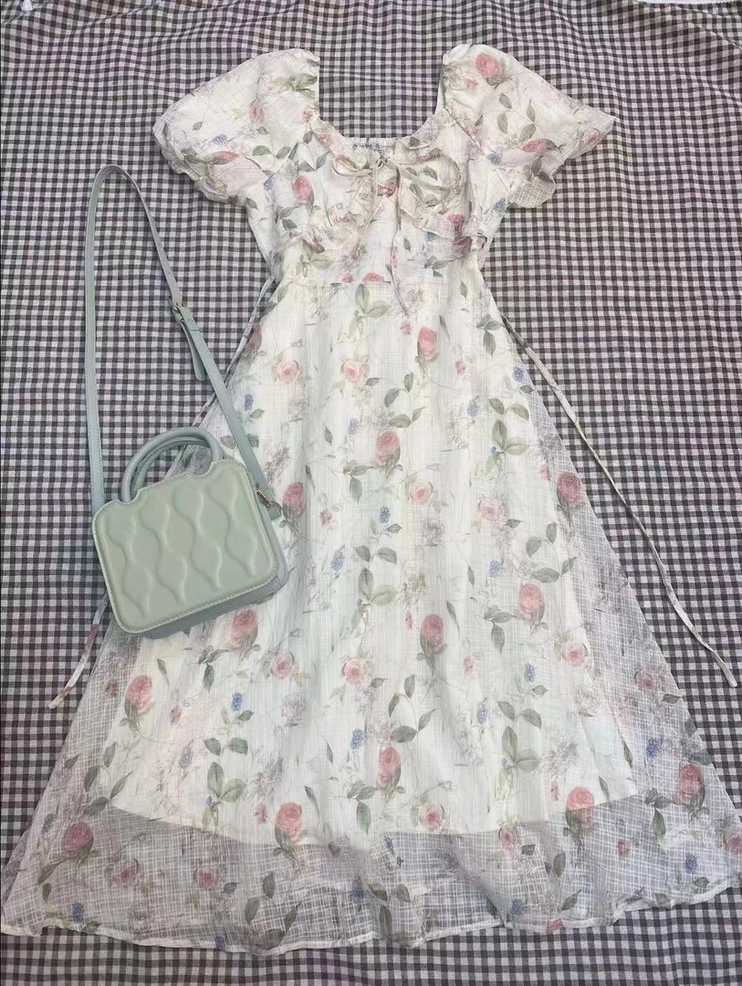 倩倩女装 样衣尾货 叫到名字下单 默认瑕疵介意勿拍