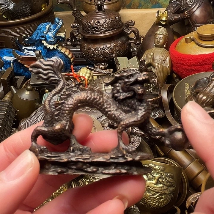 精美铜器批发档口