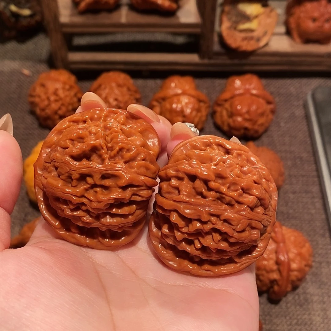 毅***哥文玩核桃吊坠四座楼0036