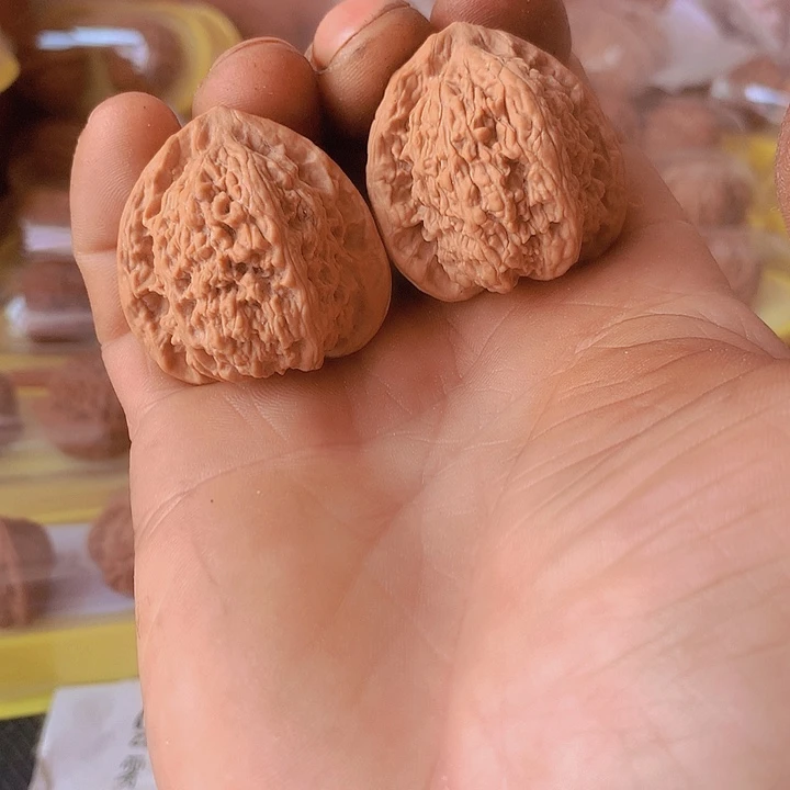 文玩核桃吊坠蚂蚁沟37