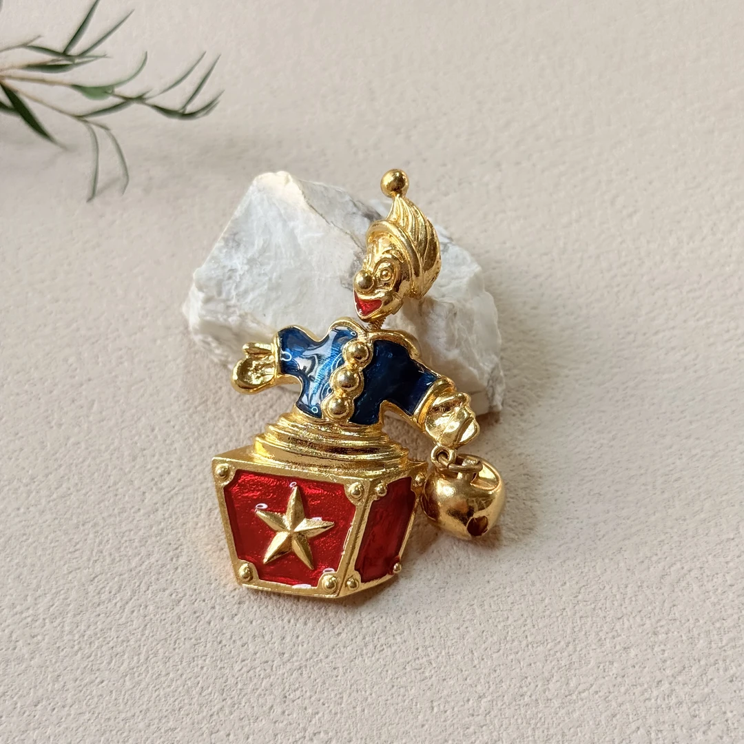 铜合金珐琅胸针 【六六中古】孤品复古小丑胸针ty1709