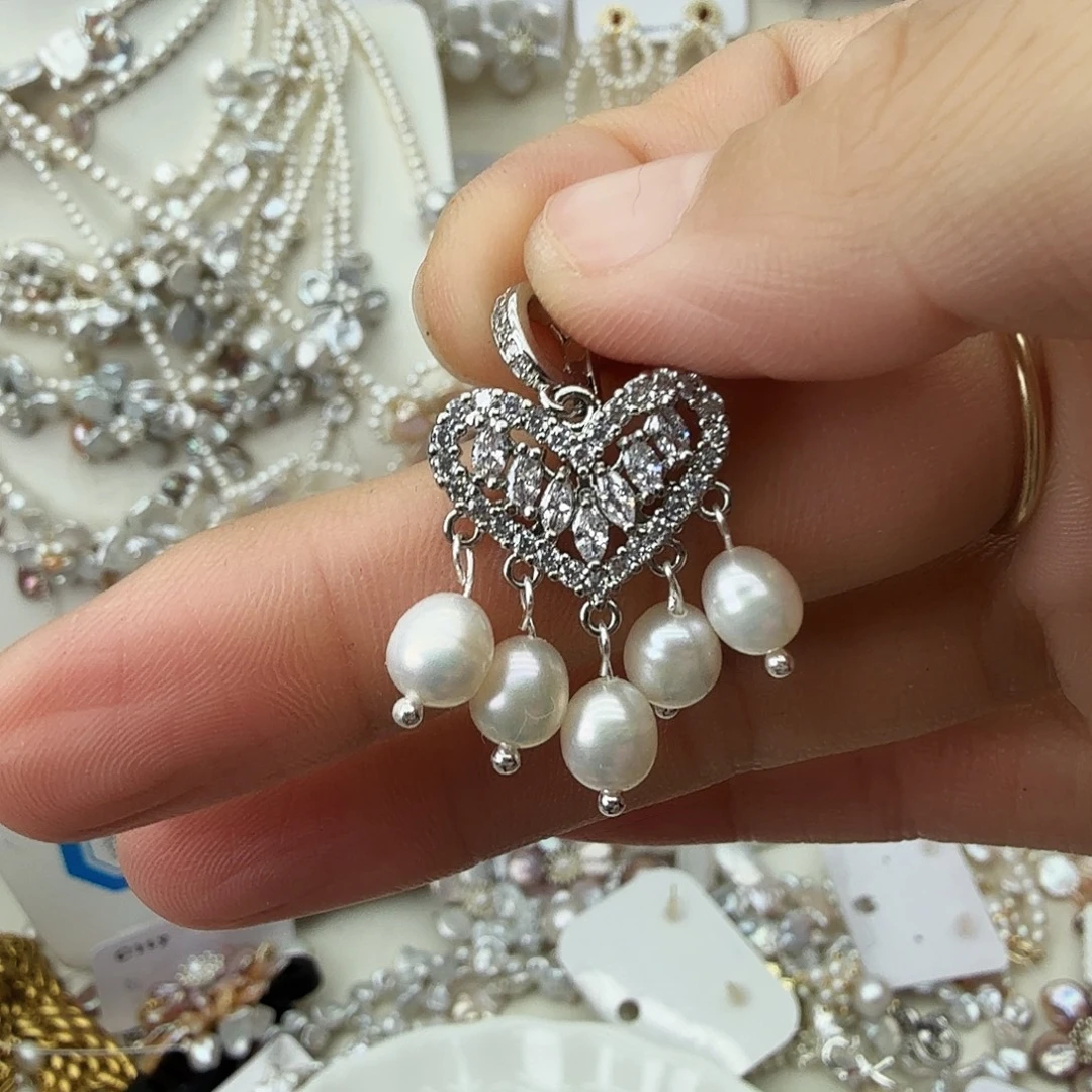 颈饰淡水珍珠未镶嵌