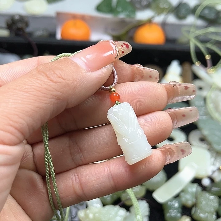 【闪购商品】和田玉颈饰未镶嵌