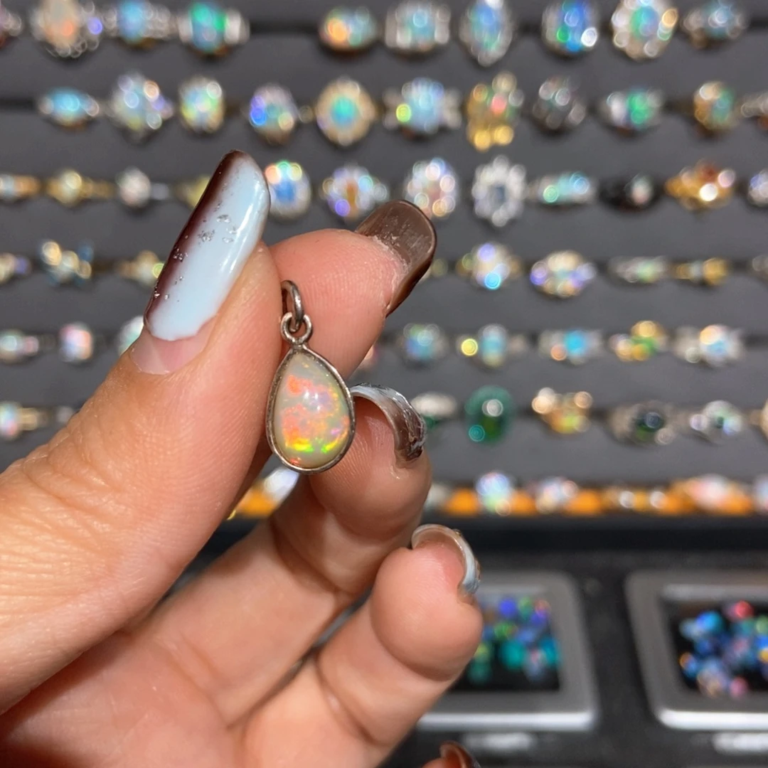 欧泊未镶嵌不退换