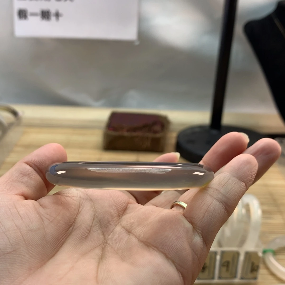 手镯玛瑙/玉髓未镶嵌