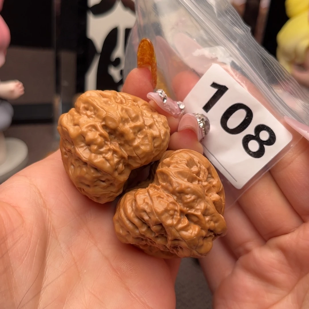 文玩核桃吊坠快****解蛤蟆