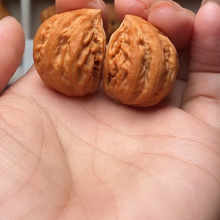 吊坠文玩核桃半臂