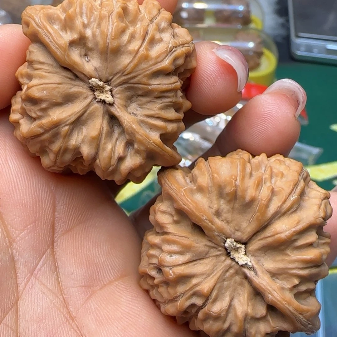 E***琪文玩核桃吊坠42野生原树小众