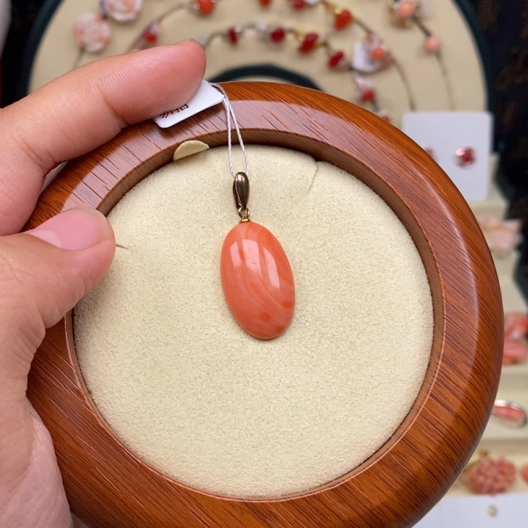 楼哦与咯我小心翼翼舞台