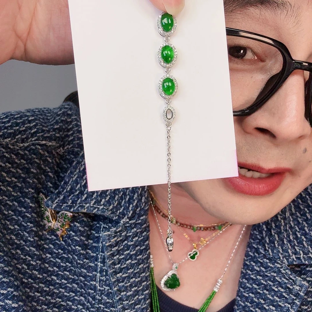 翡翠颈饰未镶嵌一个