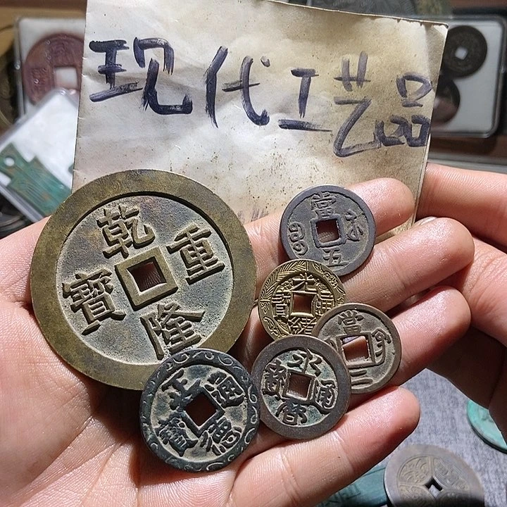 铜夜**者现代翻砂制作工艺品