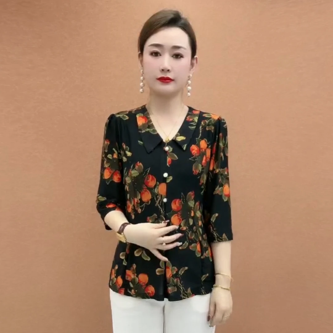 夏季妈妈小衫七分袖上衣春秋50岁中老年显瘦T恤60岁夏装t恤碎花衫
