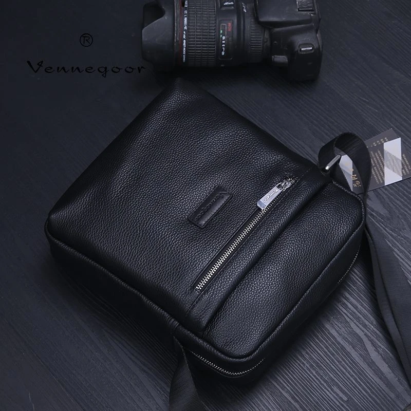 真皮男包商务小背包潮牌休闲百搭多功能牛皮包男士包包单肩斜挎包